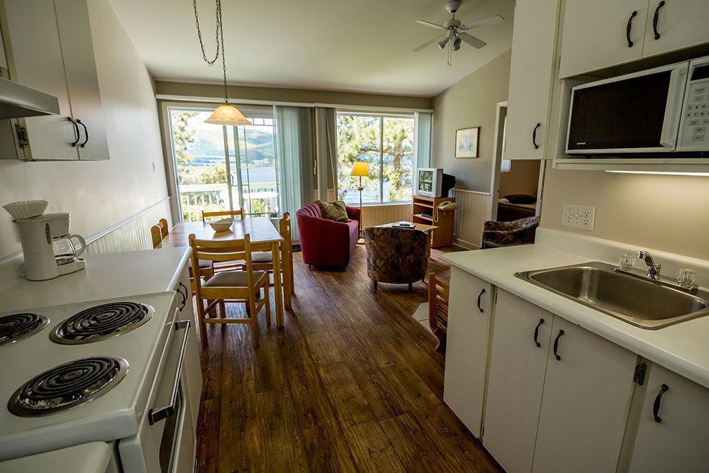 Chalets Condos Sur Le Fjord LʼAnse-Saint-Jean Exteriör bild